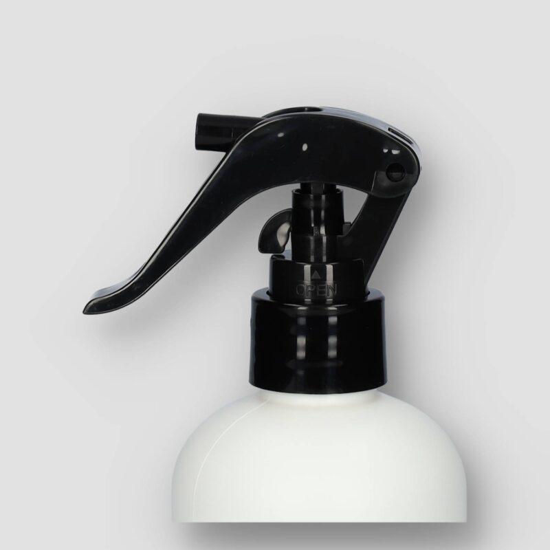 Picture: trigger sprayer mini zwart 24 410 met 190 mm. stijgbuis(fbog) +lock